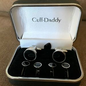 Cuff links set